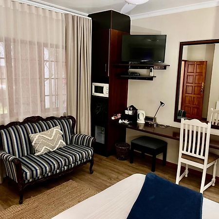 Dunvegan Execu Lodge ايدنفيل المظهر الخارجي الصورة